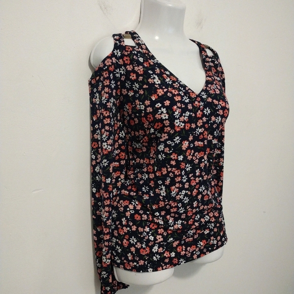 Michael Kors - Floral Cold Shoulder Blouse - Picture 10 of 16